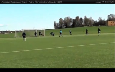 Vidéo : Ce gardien fait un retourné pour arrêter un but