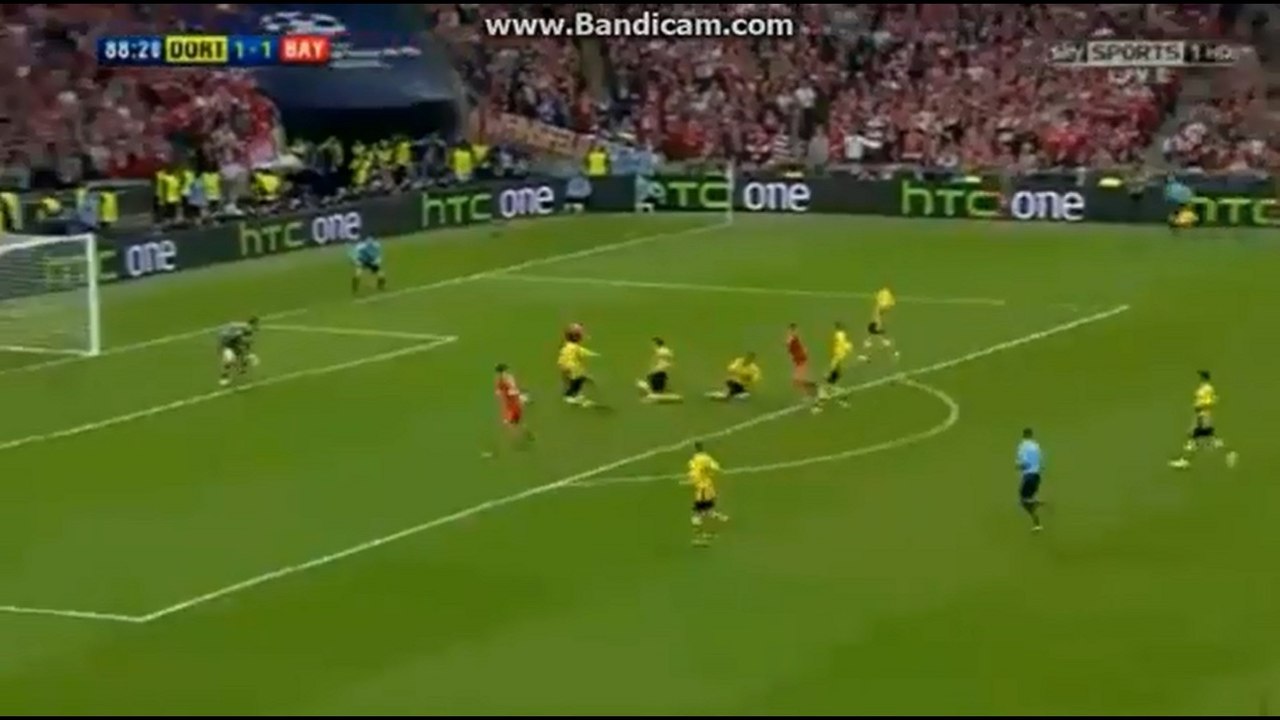 Le but d'Arjen Robben lors de Borussia Dortmund - Bayern Munich en finale de Ligue des champions