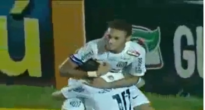 Le but de Neymar avec Santos et sa célébration à la Usain Bolt
