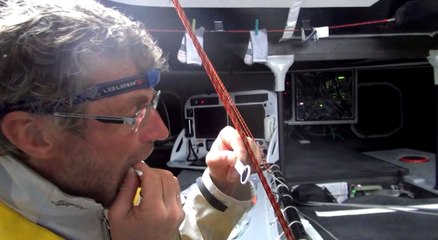 Vendée Globe : Bernard Stamm contraint de se limer une dent après un accident