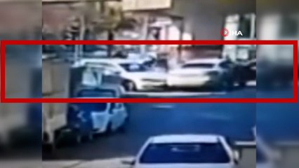 Polislerin şehit edildiği anlar güvenlik kamerasına yansıdı