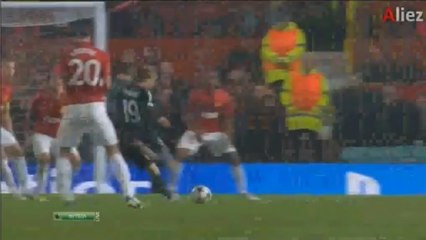 Le but de Luka Modric lors de Manchester United - Real Madrid