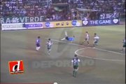 Le but fantastique en retourné de Hugo Bargas lors de Blooming - Oriente Petrolero