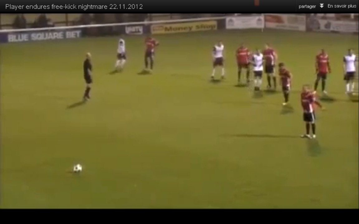 Vidéo Insolite : Le pire coup franc de l'histoire du football
