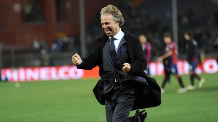 Insolite : Enrico Preziosi, le président du Genoa, agresse un photographe