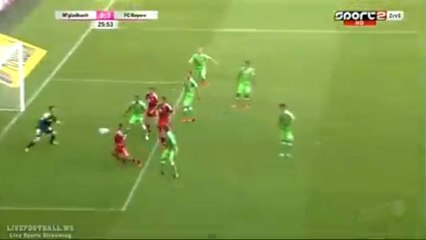 Le but de Thiago Alcantara superbe de la poitrine avec le Bayern Munich