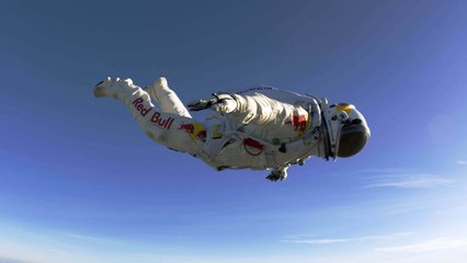 Saut de Felix Baumgartner : la caméra embarquée du record en chute libre