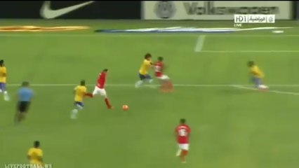 Le but de Wayne Rooney somptueux lors de Brésil - Angleterre