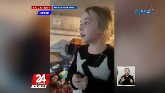 7-anyos na bata na naghandog ng awitin sa mga kapwa niya refugee, nagsilbing inspirasyon at pag-asa | 24 Oras