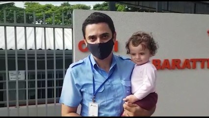 Em razão de falta de profissionais, pais fazem manifestação no Cmei Valério Baratter