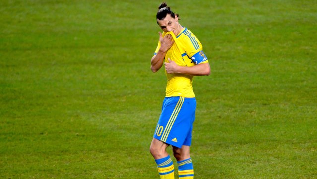 Le but de Zlatan Ibrahimovic sur coup-franc face au Portugal