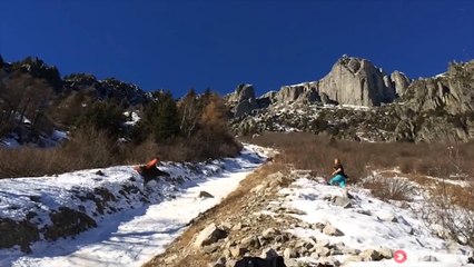 Wingsuit : Brian Drake à quelques centimètres du sol dans le couloir de l'ENSA à Chamonix