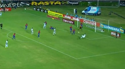 Le but incroyable sur une bicyclette de Rafael Vaz avec Vasco de Gama