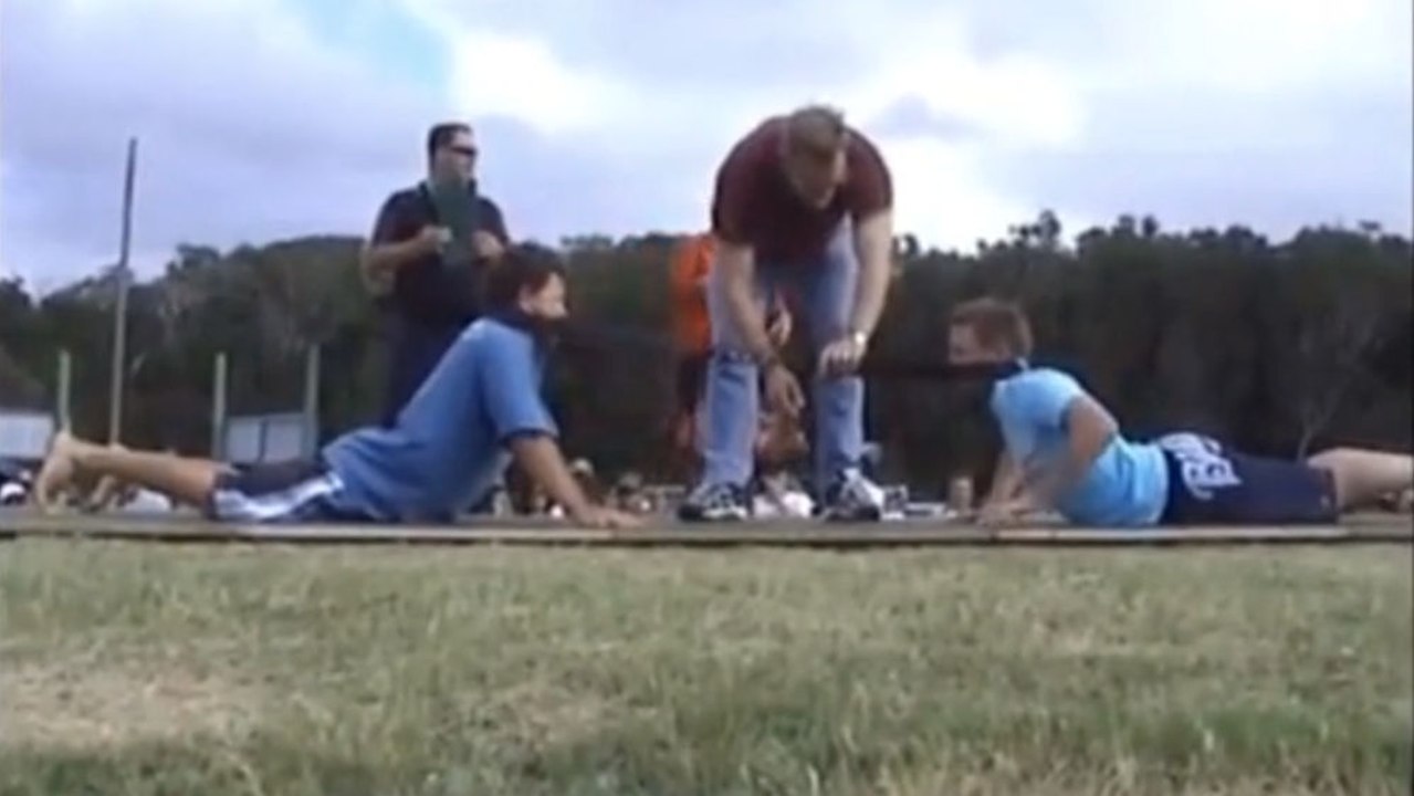 Découvrez le Goanna Pulling, le sport le plus ridicule du monde