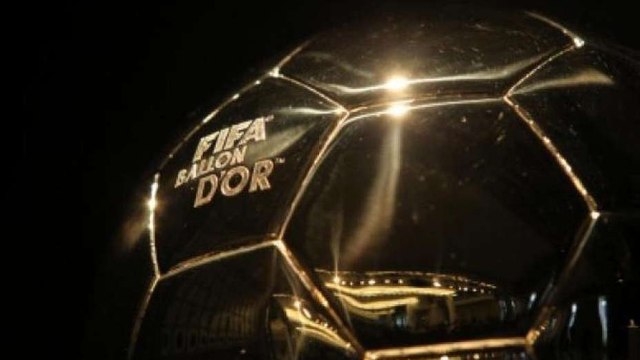 Finalistes du Ballon d'Or 2013 : Cristiano Ronaldo ou Frank Ribéry, qui pour succéder à Lionel Messi ?