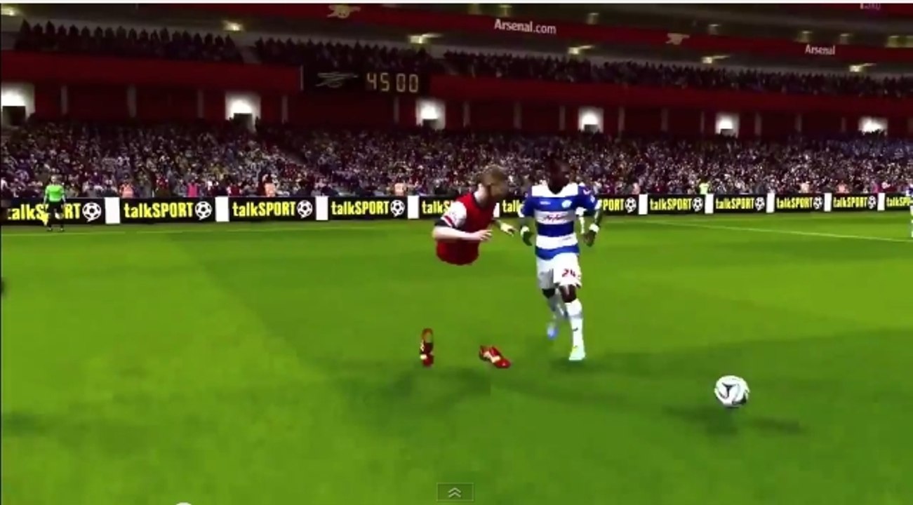 FIFA 14 : Les bugs et ratés hilarants du concurrent de PES 2014