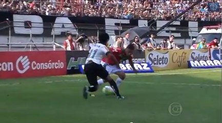 Le dribble elastico de Romarinho à la Ronaldinho