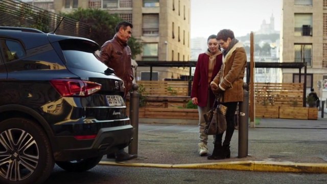 Plus belle la vie : [Indiscrétion] - Patrick dévasté par le départ de Babeth et Manon