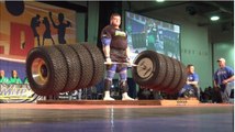 Zydrunas Savickas devient l'homme le plus fort du monde en soulevant 523 kg