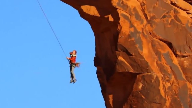 Découvrez la balançoire la plus vertigineuse du monde