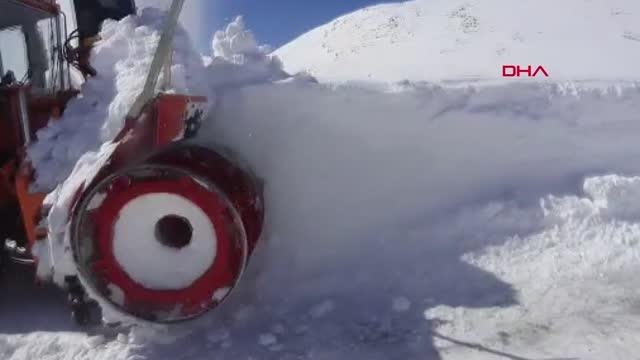 AĞRI-KAĞIZMAN-KARS YOLU ULAŞIMA KAPANDI