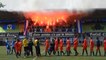 Les anciens supporters ultras du PSG enflamment le stade d'un club amateur