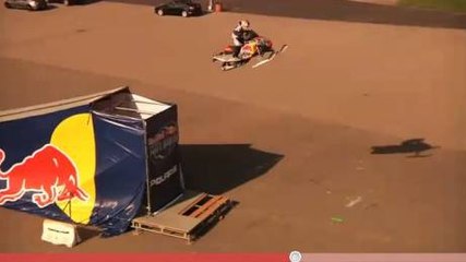Un nouveau record de saut en longueur en motoneige a été établi