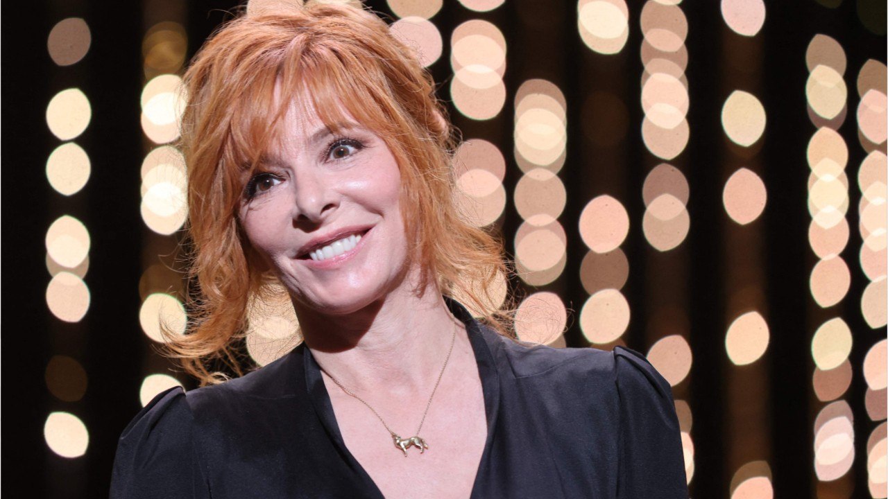 FEME ACTUELLE - Mylène Farmer revient sur son amitié de longue date avec George Clooney