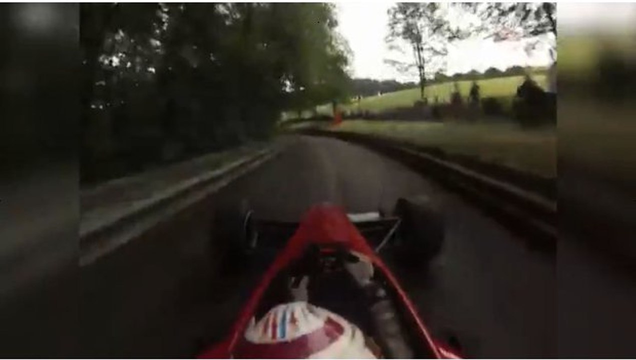 Une course en monoplace impressionnante filmée en caméra embarquée