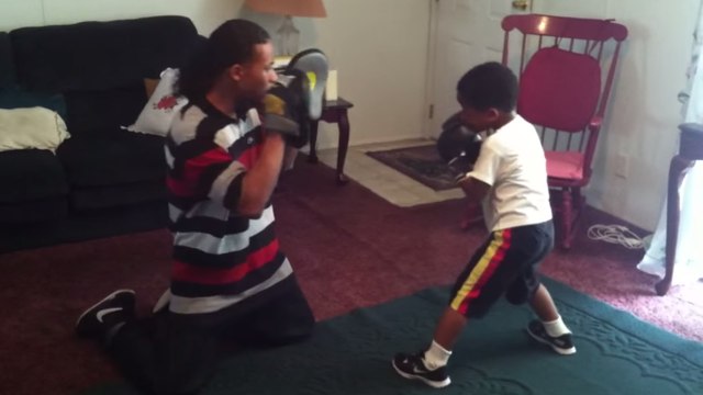 Cet enfant de 5 ans est déjà un champion de boxe !