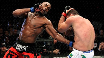 MMA : Le best of des coups de Jon "Bones" Jones et Anderson Silva