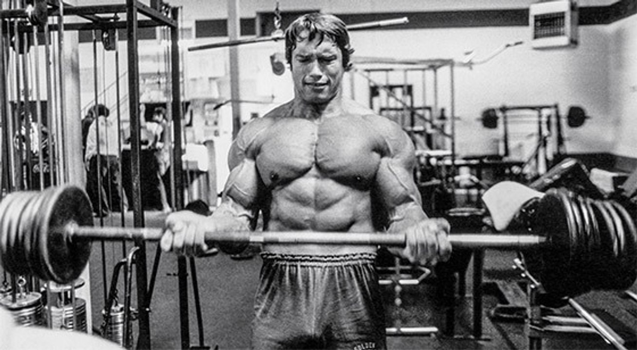 Arnold Schwarzenegger : Son entraînement de bodybuilding impressionnant