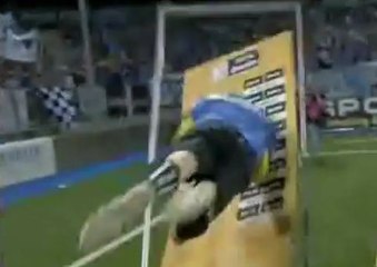 Il devient complètement fou après un match