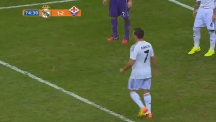 Un faux Cristiano Ronaldo fait irruption lors d'un match du Real Madrid