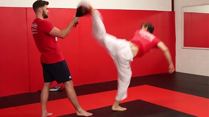 Taekwondo : Découvrez comment faire un coup de pied 540