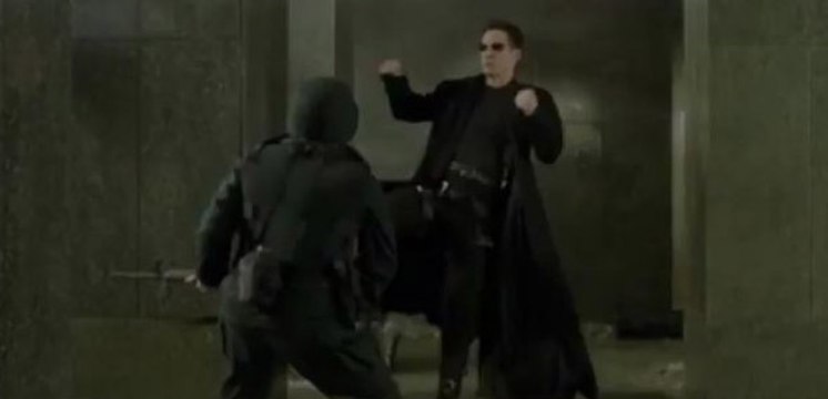 Découvrez une scène de Matrix doublée A capella par Matt Mulholland en vidéo