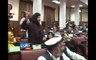 Bataille à mains nues entre deux députées afghanes