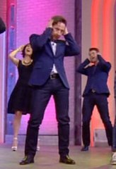 stephane bern danse sur britney spears