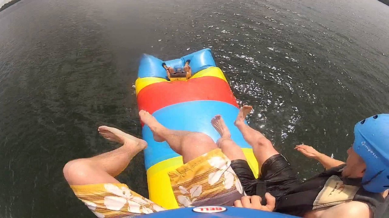 Blob jump: Il se blesse en tentant de battre le record du monde de sauts périlleux