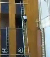 Ces pompiers russes sont très rapides