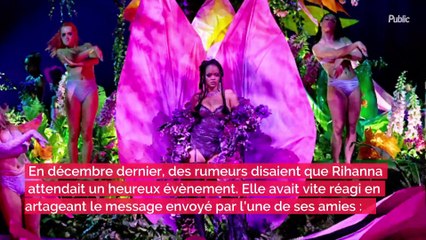 PHOTOS - Dans un look particulièrement osé, la chanteuse Rihanna annonce sa grossesse dans les rues de New York et au bras de l’homme de sa vie !