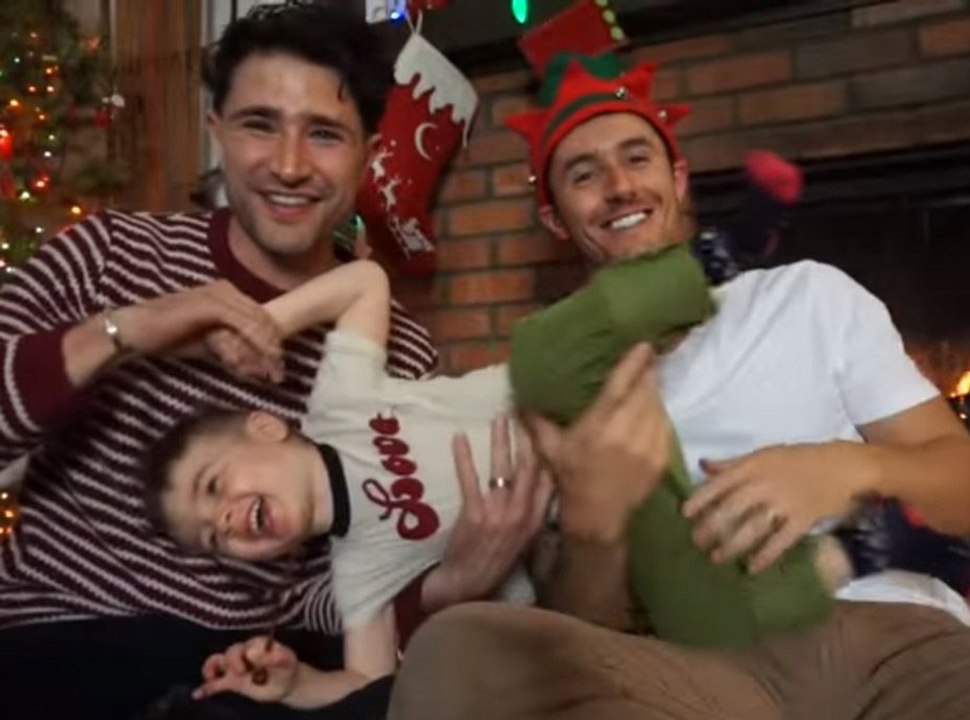 Matt Dallas (Kyle XY) vous présente son fils Crow, 2 ans