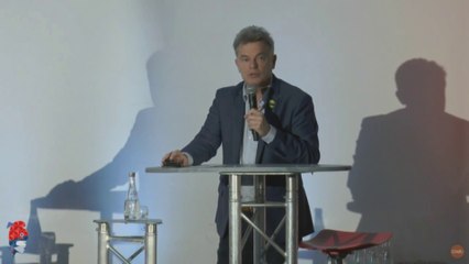 "Je suis pour la retraite à 60 ans, je veux dire que c'est possible !" Fabien Roussel (PCF)