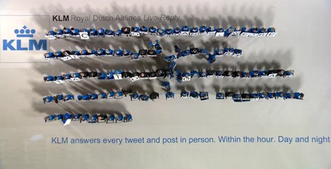 Découvrez l'alphabet humain de KLM qui répond à vos tweets en vidéo