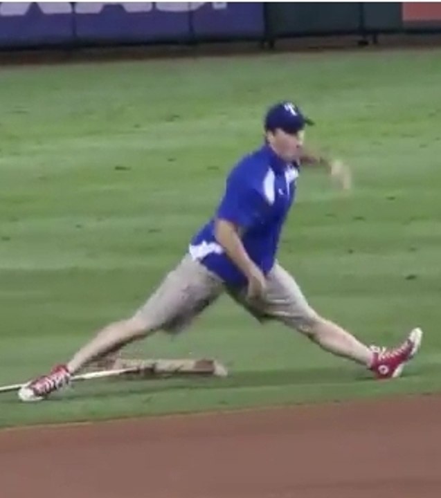 Danse improvisée avant un match de baseball