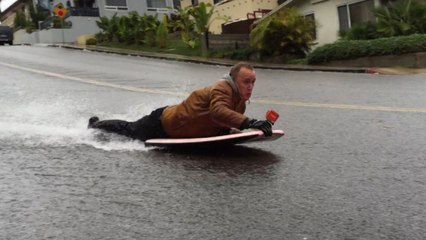 Découvrez l'Urban-Boogie Sliding, du surf dingue en pleine rue