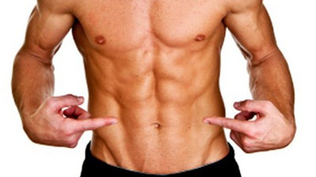 3 exercices efficaces pour lutter contre les poignées d'amour