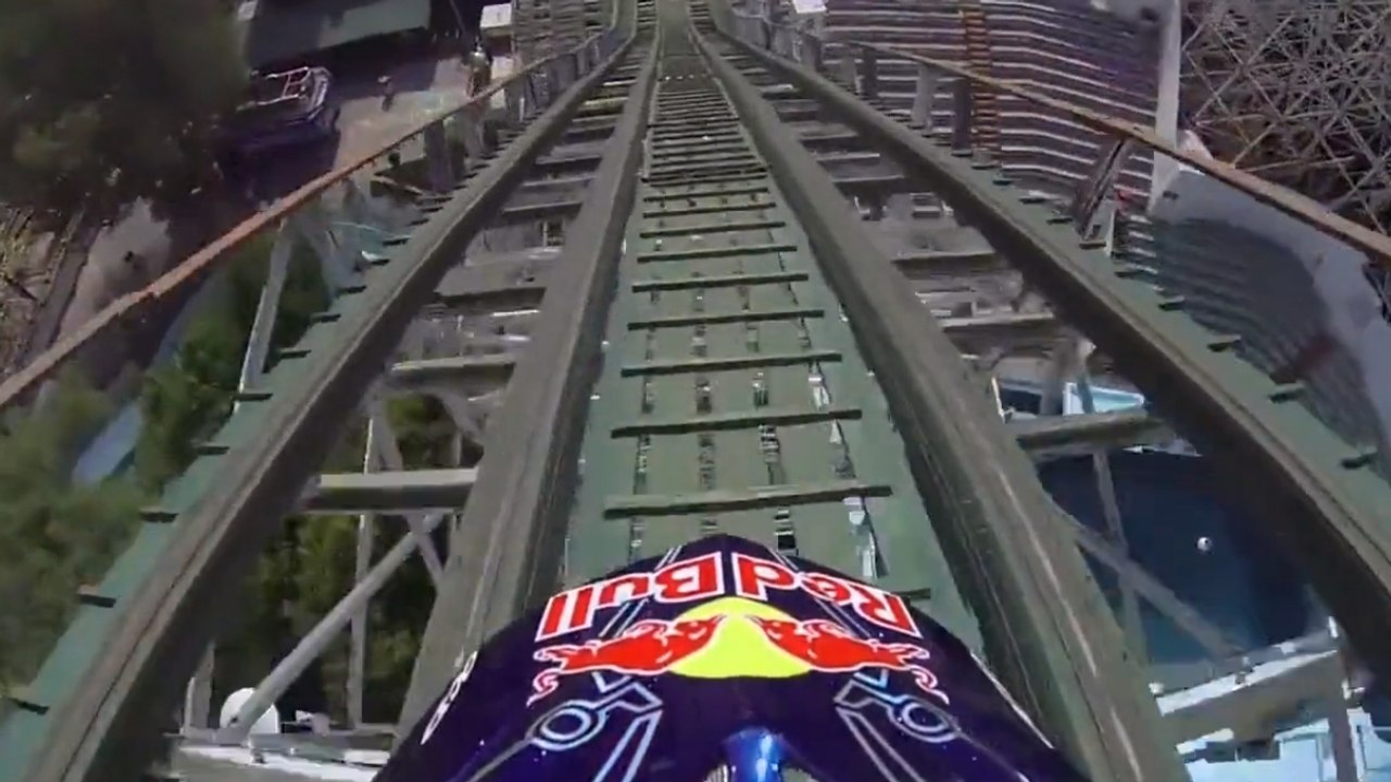 Julien Dupont ride les montagnes russes du Mexique !