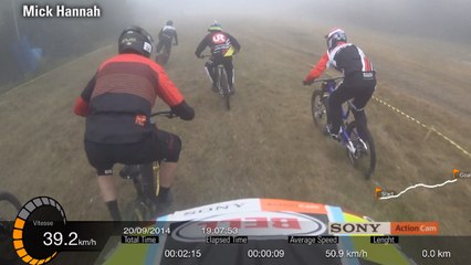 Une course de VTT avec 10 participants filmée en caméra embarquée