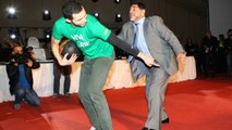 Diego Maradona mis à l'amende en football freestyle
